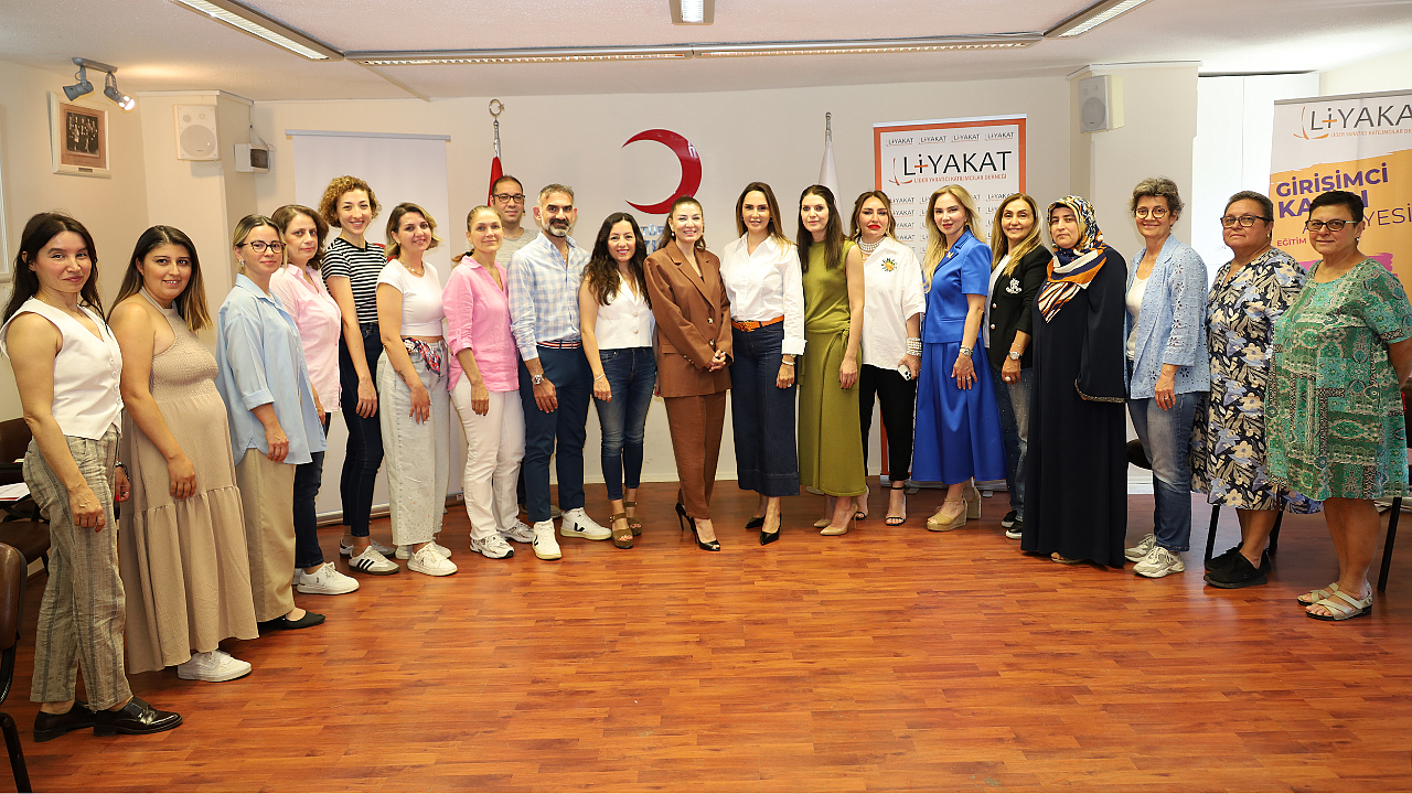 100. yılda 100 kadın girişimci