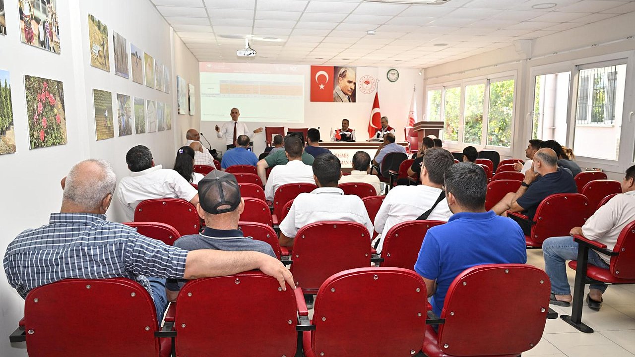 Beydağ ve Ödemiş’te 2024 Hayvancılık Destekleme Modeli Üretici Örgütleri ve Üreticilere Tanıtıldı