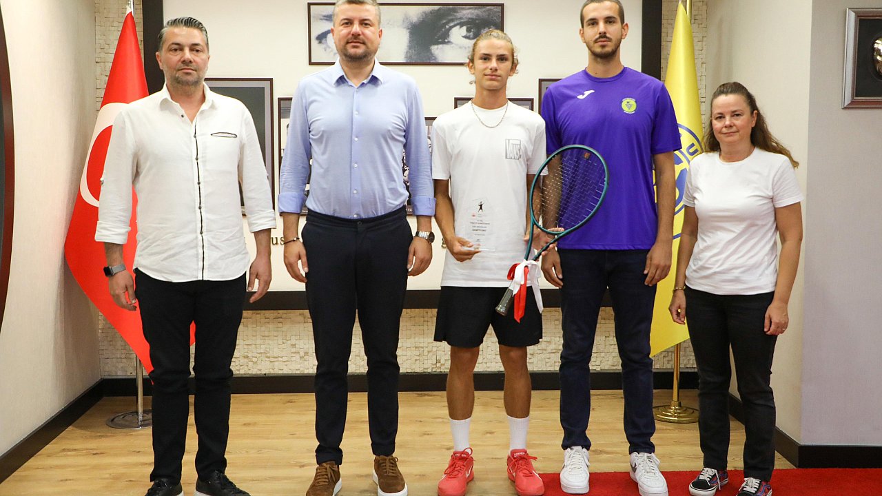 BUCA'MIZ SPORCU KİMLİĞİYLE ÖNE ÇIKACAK