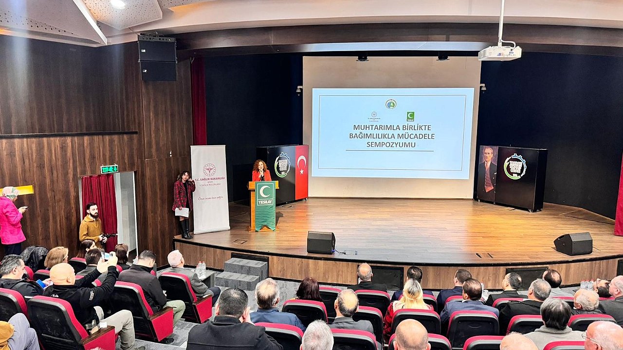 YEŞİLAY İZMİR ŞUBE BAŞKANLIĞINDAN SES GETİREN ETKİNLİK