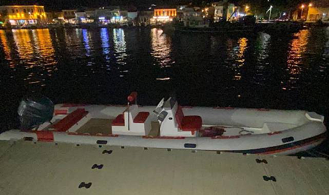 Foça Açıklarındaki Botun Sahibi Aranıyor
