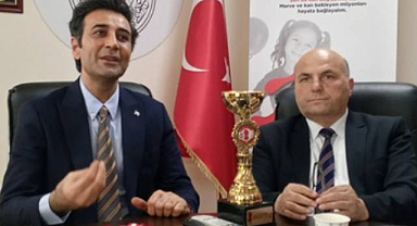 İzmir Kan Verme Rekortmeni
