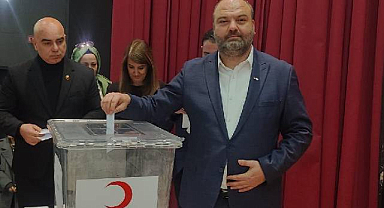 Kızılay'da Yeni Başkan ve Yönetim Belirlendi