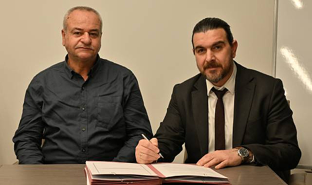 Manisa'da 'Halk Mandıra' İçin İmzalar Atıldı