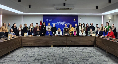 AK Parti İzmir Kadın Kolları'ndan 8 Mart Mesajı
