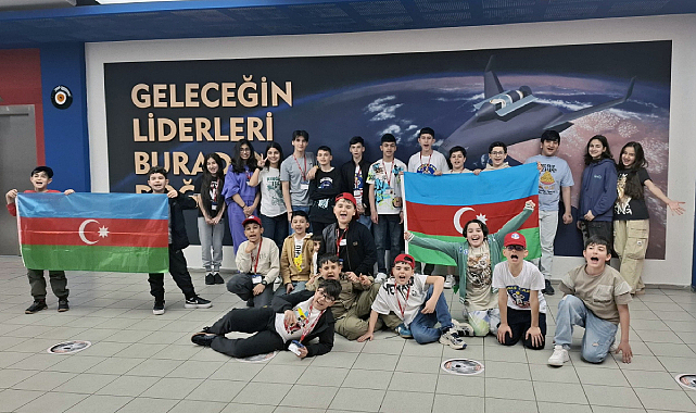Azerbaycanlı Öğrencilerin Türkiye'deki 'Uzay' Keşfi