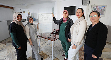 Menderes Belediyesi'nden Bakımevi Etkinliği