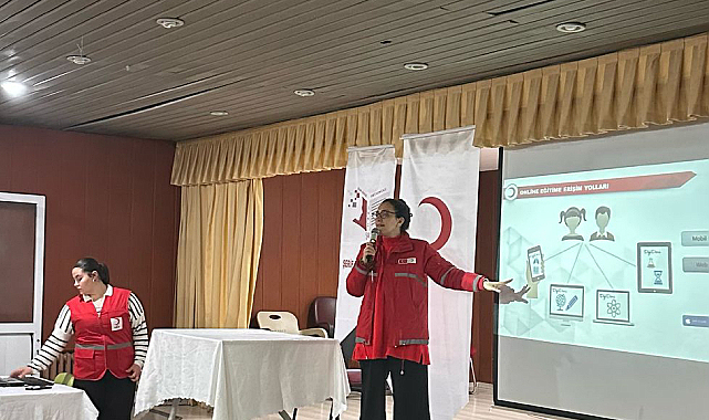Türk Kızılay Karabağlar Şubesi'nden Online Eğitim