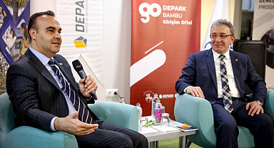 Bakan Kacır, DEÜ'lü Girişimcilerle Bir Araya Geldi