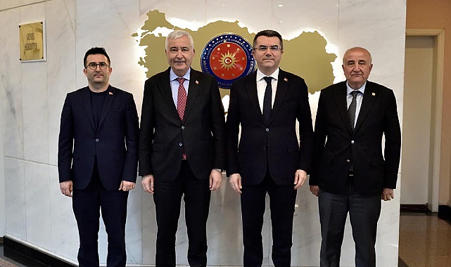 Kemalpaşa Belediye Başkanı Türkmen'in Ankara Adımı