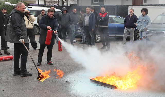 Urla'da otellere yangın eğitimi verildi