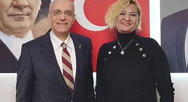 Zafer Partisi Buca İlçe Başkanlığı'nda Görev Değişimi