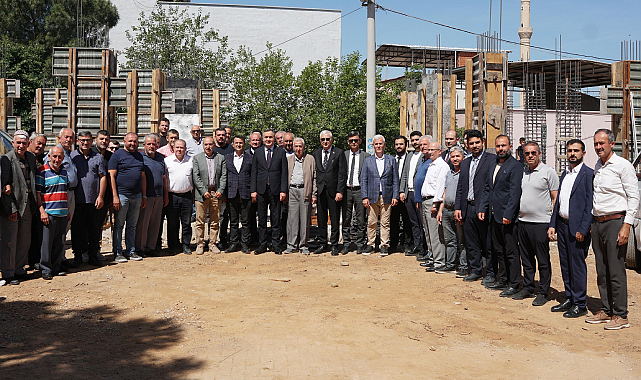Başkan Türkmen'den Kemalpaşa'da Mahalle Ziyaretleri
