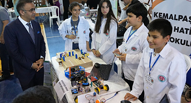İzmir İmam Hatipler Bilim, Kültür, Sanat ve Spor Şenliği Düzenlendi