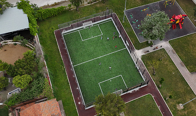 Konak'tan Yenidoğan Parkı'na Modern Saha