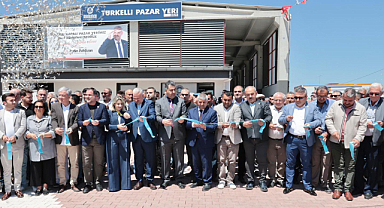 Menemen'de Bir Kapalı Pazar Yeri Daha Açıldı