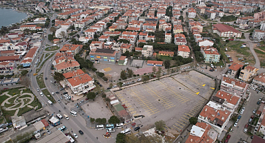 Ayvalık Belediyesi Otoparklarında Araç Kapasitesi 1190'a Yükseldi
