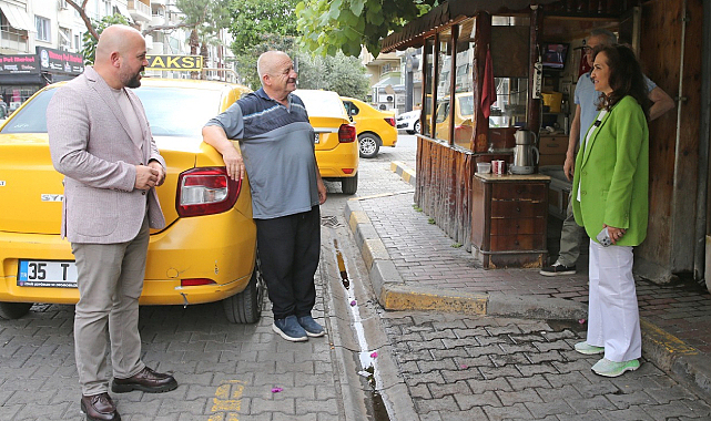 Başkan Ünsal'dan Taksi Duraklarına Bayram Ziyareti