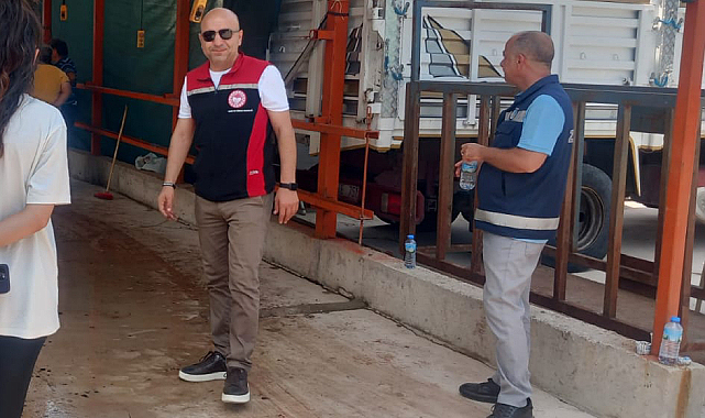 Buca'da Kurban Kesim Yeri Denetimi
