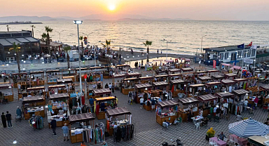 Güzelbahçe Gece Pazarı Yenilenen Şekliyle Açıldı