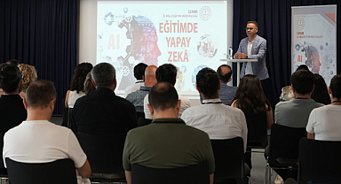 İzmir'de Eğitimde Yapay Zekâ Çalıştayı