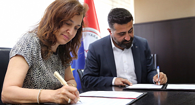 Karşıyaka'da 'Sağlıklı Kentleşme' İçin İmzalar Atıldı