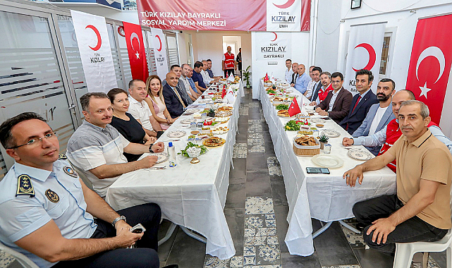 Kızılay Bayraklı'dan Anlamlı Kahvaltı Buluşması