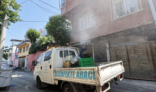 Konak'ta Sivrisineklere Karşı İlaçlama