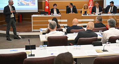 Lizbon'daki Elektrikli Ulaşıma Türkiye Damgası