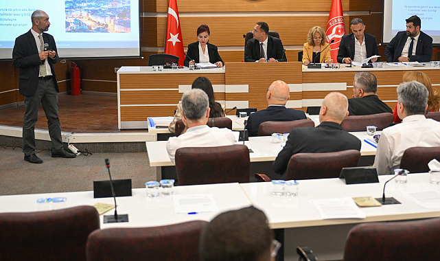 Lizbon'daki Elektrikli Ulaşıma Türkiye Damgası