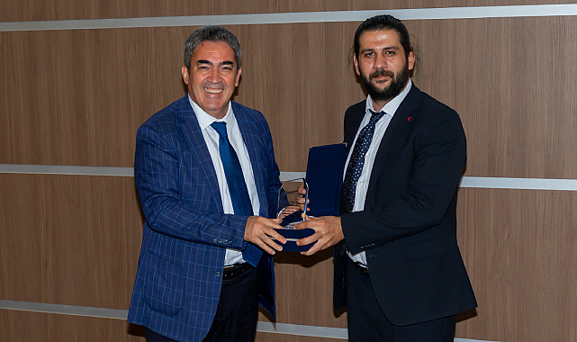 Pınar Enstitüsü'nde Bilimsel Makale Ödülleri