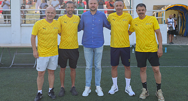 Buca'da Profesyonel Futbolcular Hocalık Yaptı