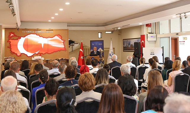 DEÜ 15 Temmuz'da 'Zaferin Adı Türkiye' Dedi