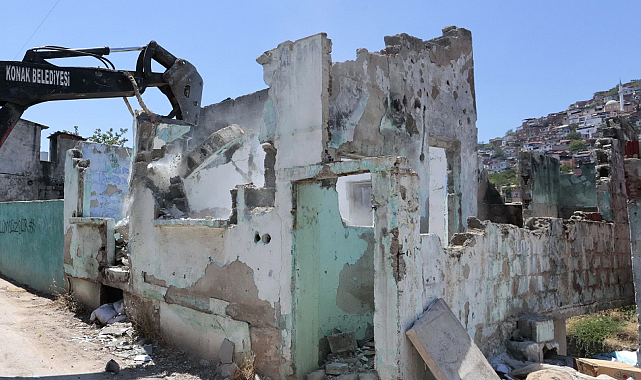 Konak'ta 15 Ayda 162 Yıkım
