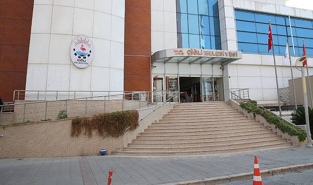 Çiğli Belediyesi'nden Lisans Öğrencilerine Burs