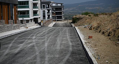 Manisa'da Asfaltlama Çalışmaları Devam Ediyor