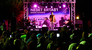 Neşet Ertaş Karabağlar'da Türküleriyle Anıldı