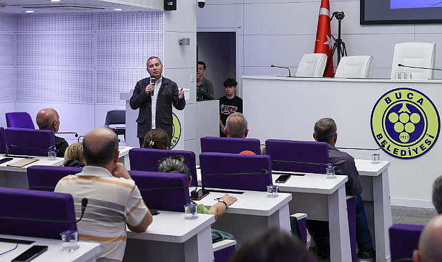 Buca Belediyesi'nden Zeytin Budama Eğitimi
