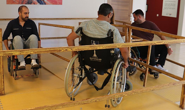 Buca Belediyesi Personeline 'Empati' Eğitimi