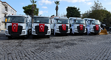 Foça Belediyesi Araç Filosuna 8 Yeni Takviye