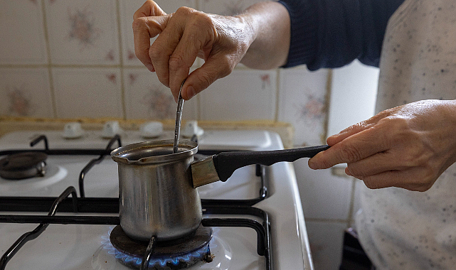 Konak Ulubatlı'da İlk Doğal Gaz Ateşi Yandı