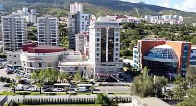 Narlıdere Belediyesi'nden İhtiyacı Olan Öğrencilere Çanta ve Kırtasiye Seti