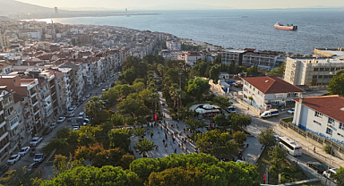 Yüce Sonkurt Parkı Konak Belediyesi'nce Yenilendi