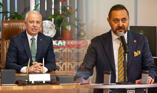 AK Parti Karşıyaka'dan 'Bostanlı Pazarı' Eleştirisi