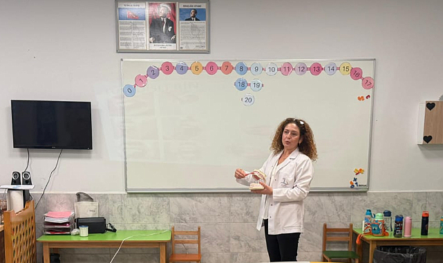 Bayraklı Belediyesi'nden Anaokulu Öğrencilerine Ağız ve Diş Sağlığı Eğitimi