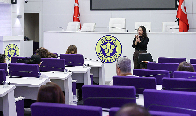 Buca Belediyesi Personeline İşaret Dili Eğitimi