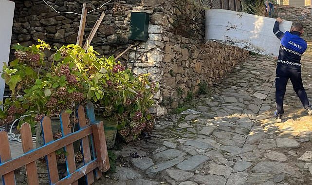 Efes Selçuk'ta Tabela Denetimi