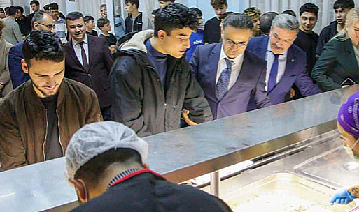 İzmir İl Millî Eğitim Müdürü Dr. Ömer Yahşi'den Ziyaret