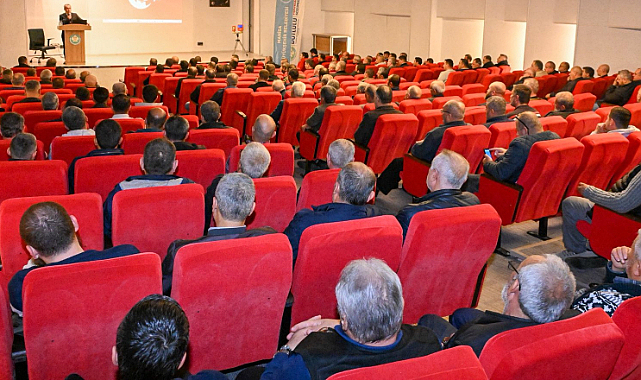 Manisa Büyükşehir'de Bin Şoföre 'Müşteri Memnuniyeti ve Nezaket' Eğitimi
