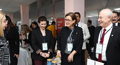 50 Firma Temsilcisi DEÜ'lü Öğrencilerle Bir Araya Geldi